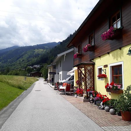 Ferienwohnung Kasbacher Брук-ан-дер-Гросглокнерштрасе Екстер'єр фото